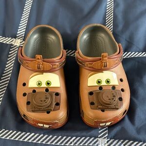 CROCS Kids Tan Slippers with Car Design